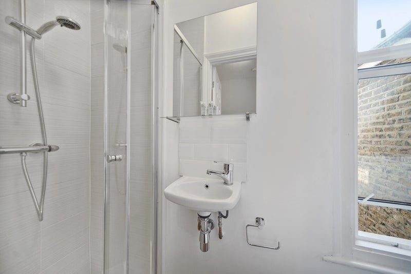 Room Kilkie Street in Greater London