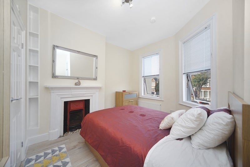 Room Kilkie Street in Greater London