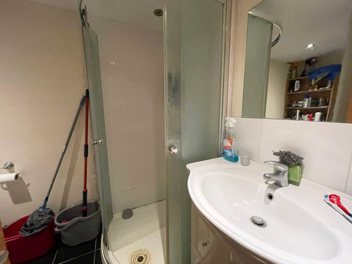 Flat Cullington Close in Greater London