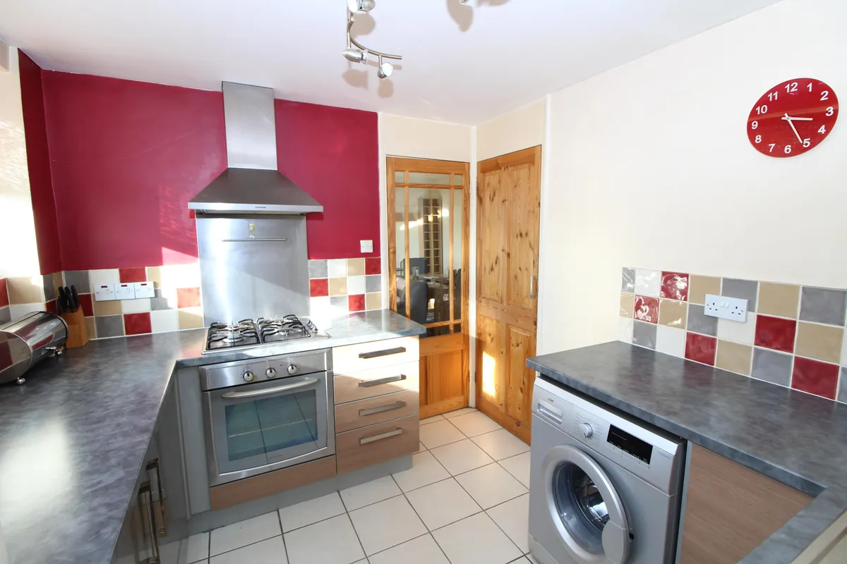 Flat Grand Drive in Greater London
