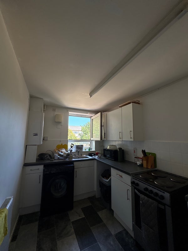 Room Liardet Street in Greater London