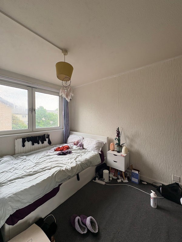 Room Liardet Street in Greater London