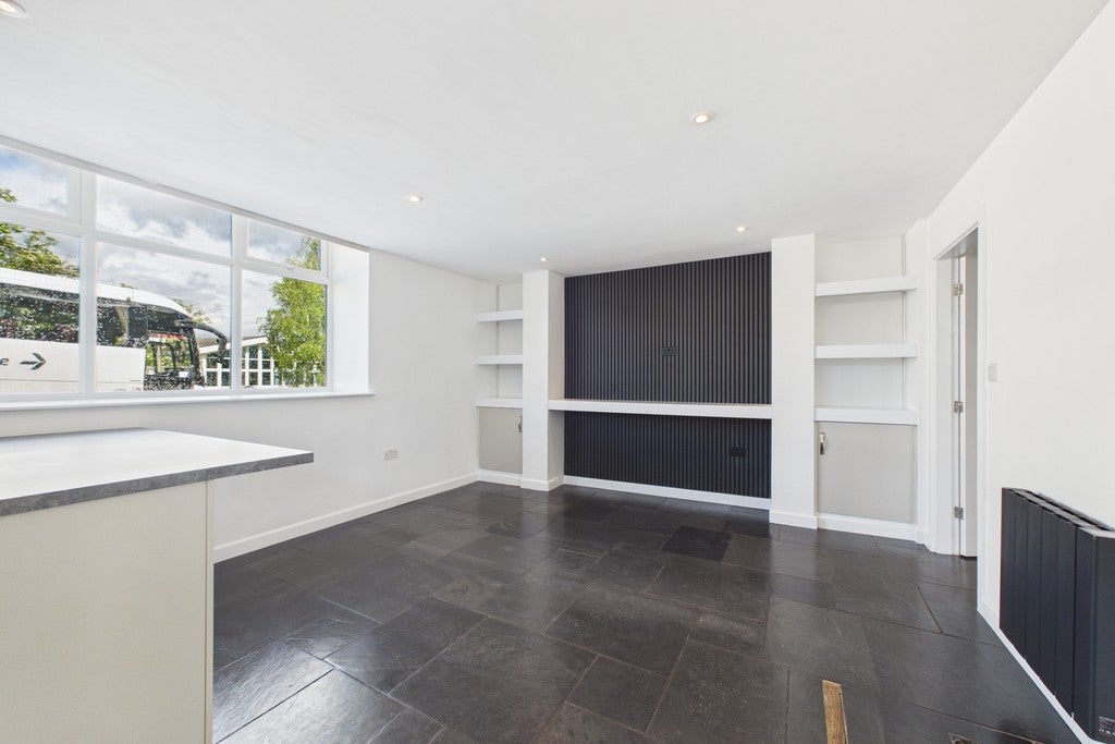 Flat Kellet Road in Lancaster
