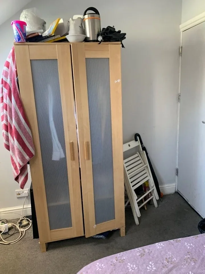 Room Widdin Street in Greater London