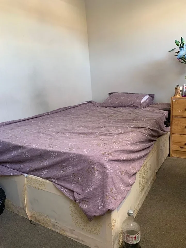 Room Widdin Street in Greater London