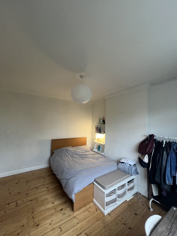 Room Craignair Road in Greater London