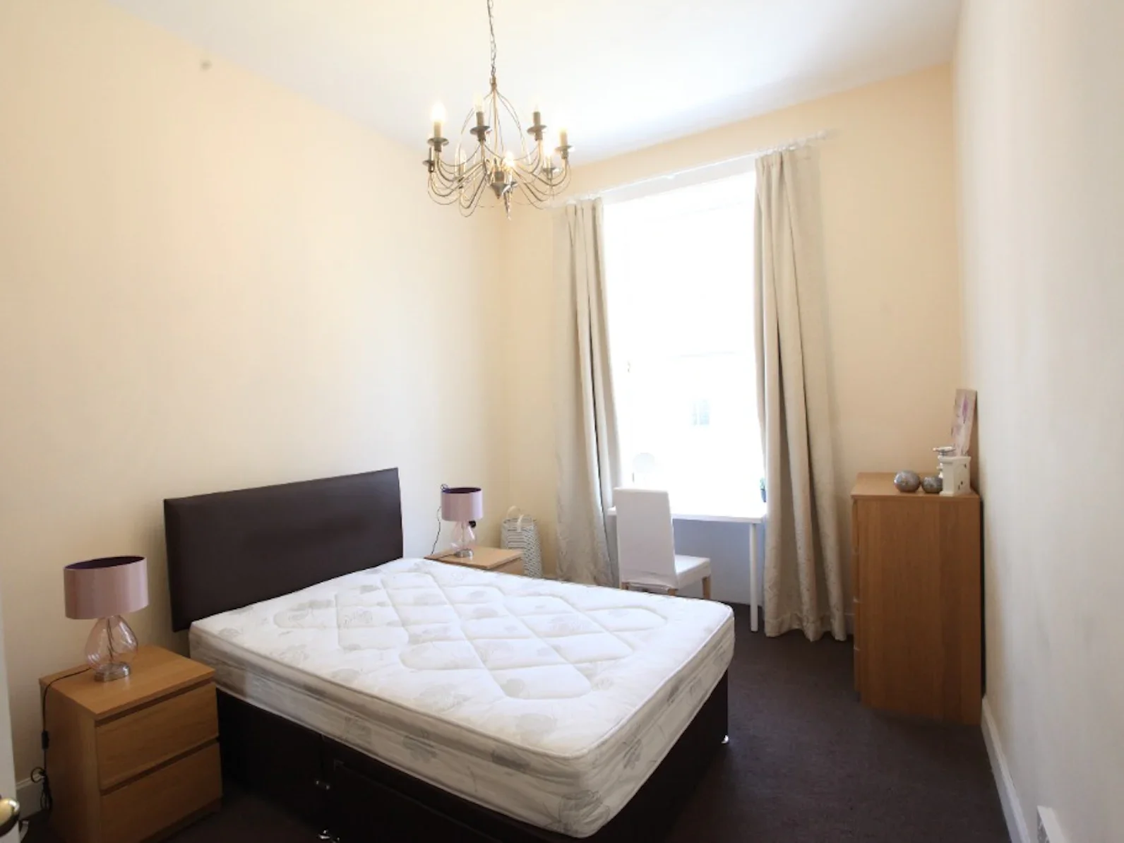 Room Brighton Street in City of Edinburgh