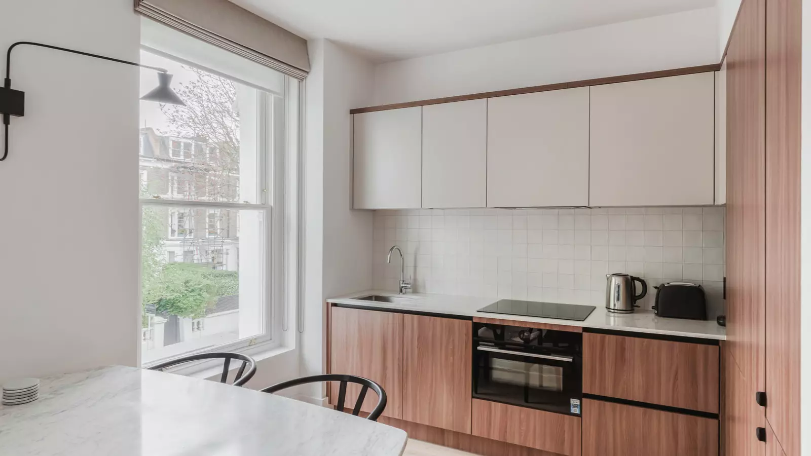Flat Russell Road in Greater London