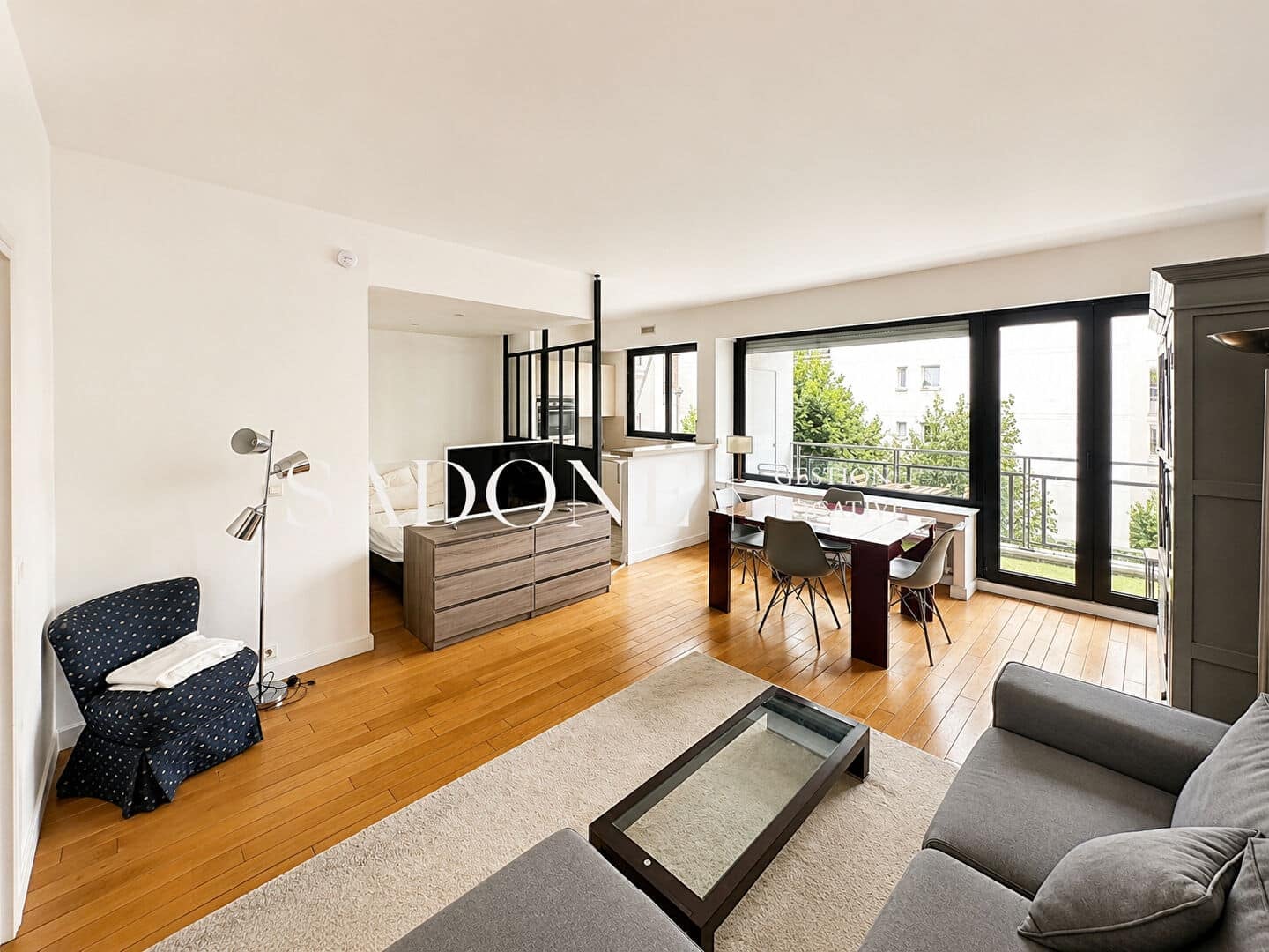Flat Rue du Château in Neuilly-sur-Seine