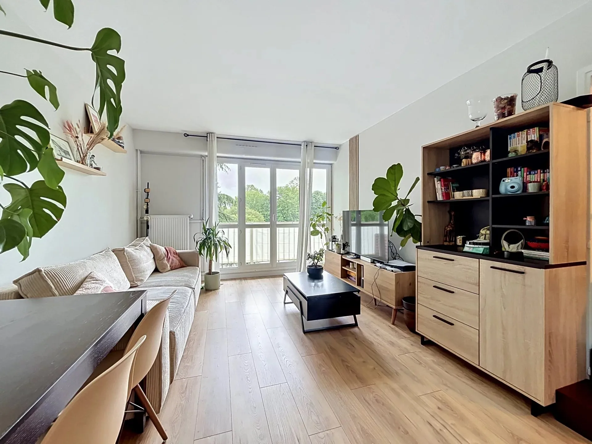 Appartement Avenue Paul Vaillant-Couturier à Paray-Vieille-Poste