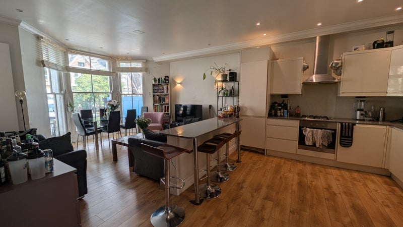 Room Gloucester Drive in Greater London