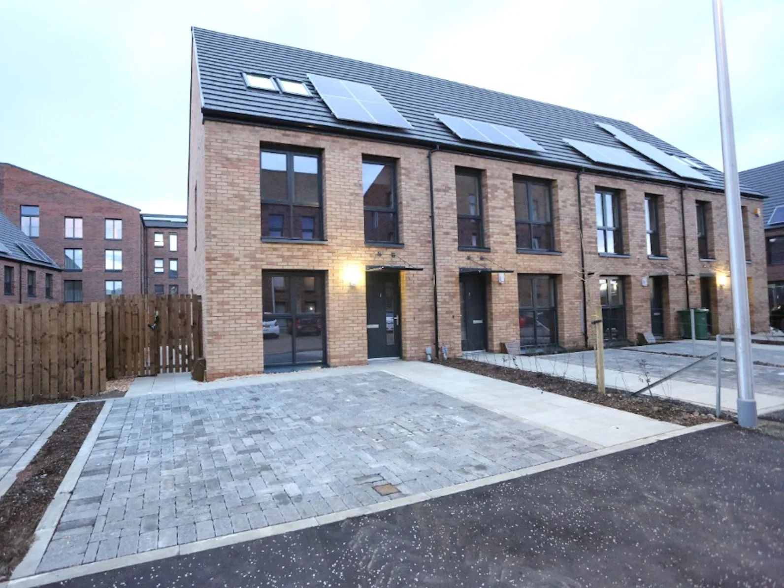 House Heath Walk in City of Edinburgh
