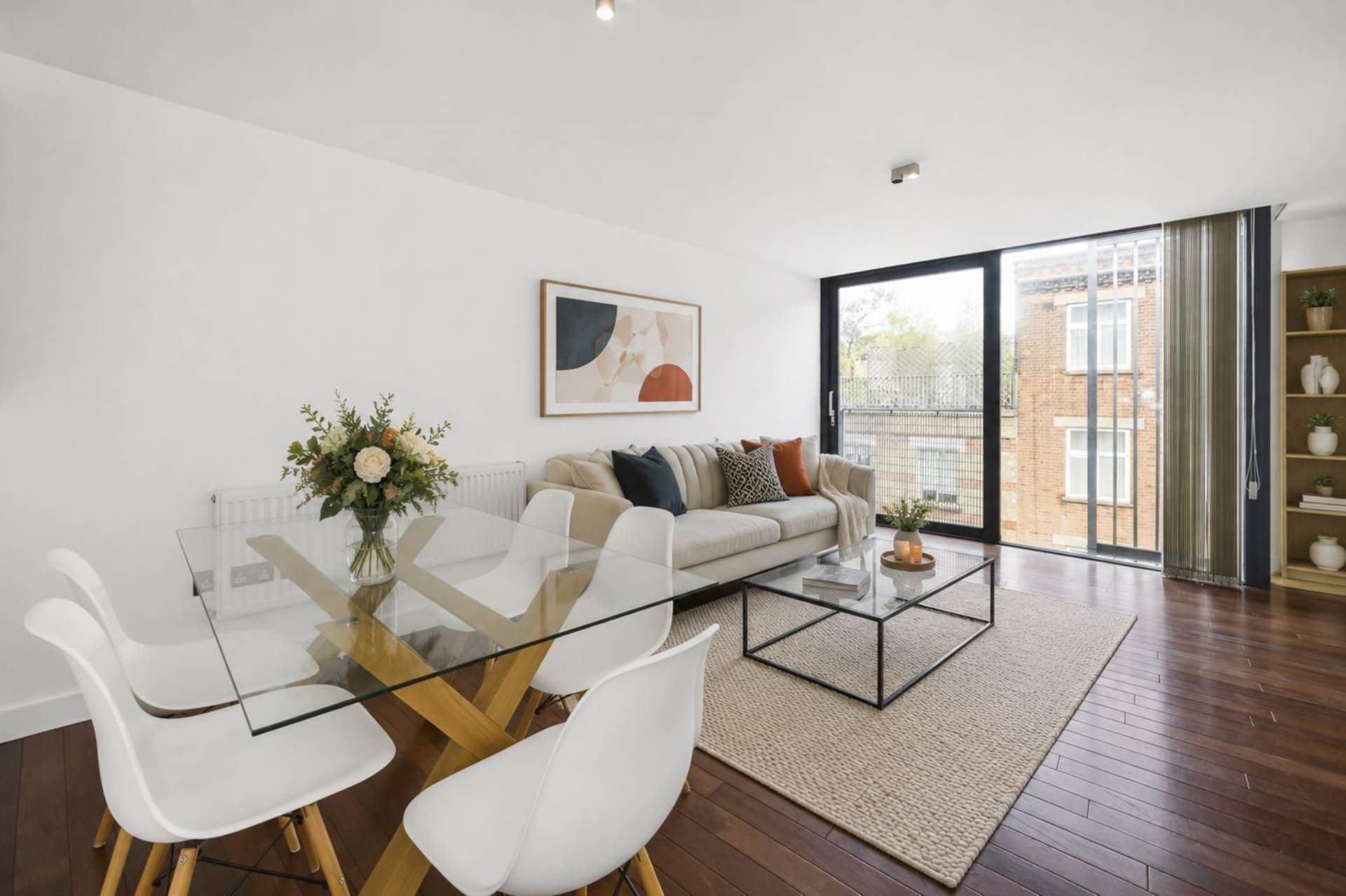 Flat Redchurch Street in Greater London