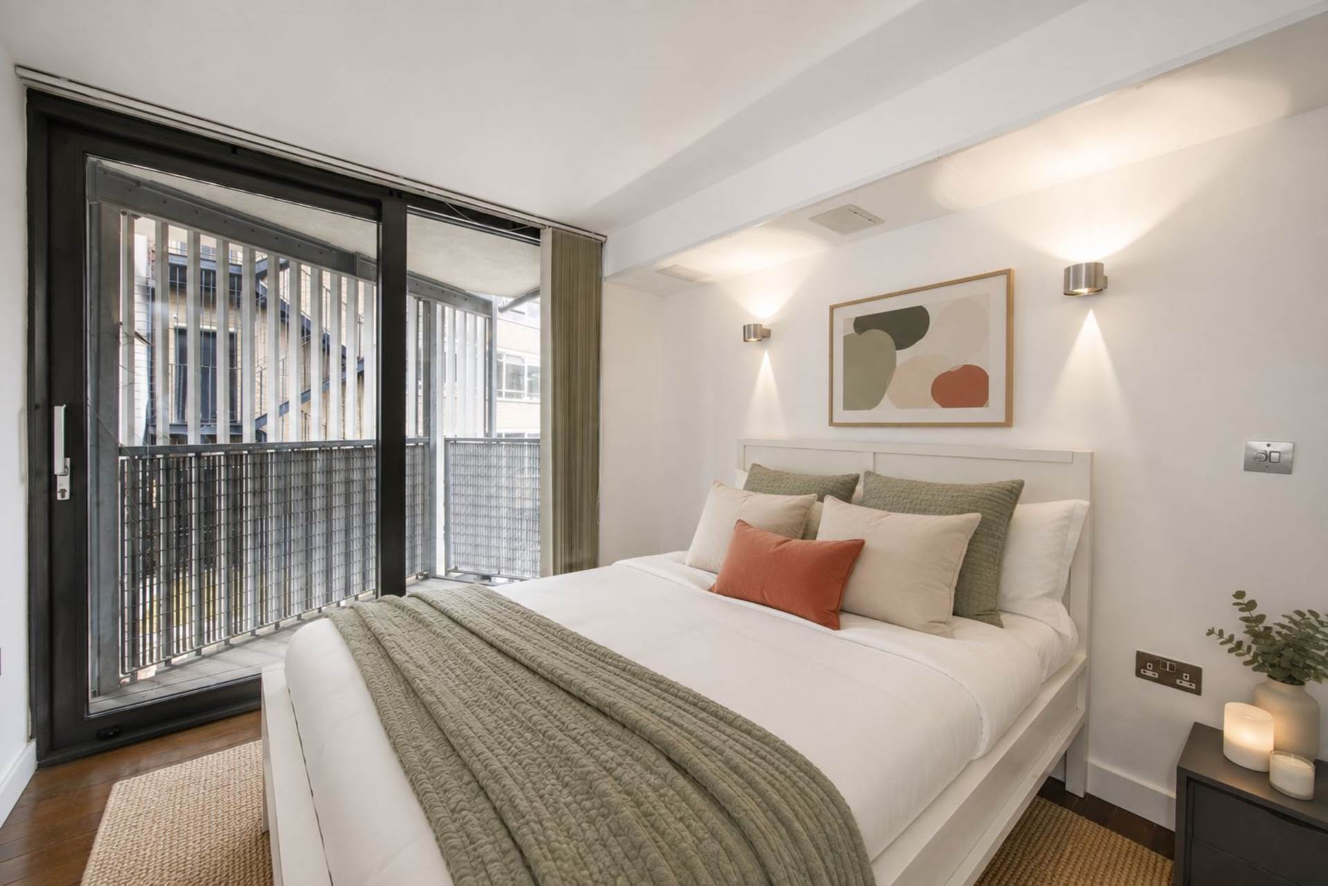Flat Redchurch Street in Greater London