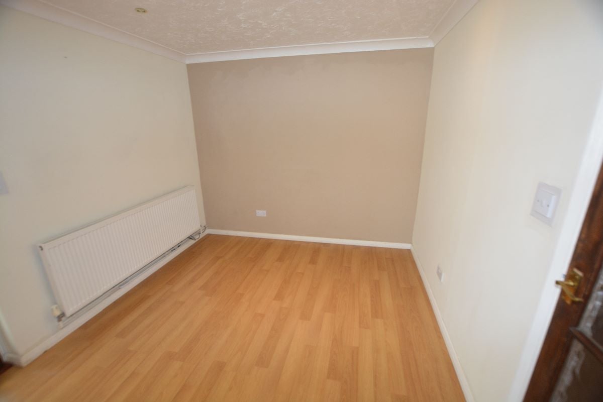 House Airedale in Bassetlaw