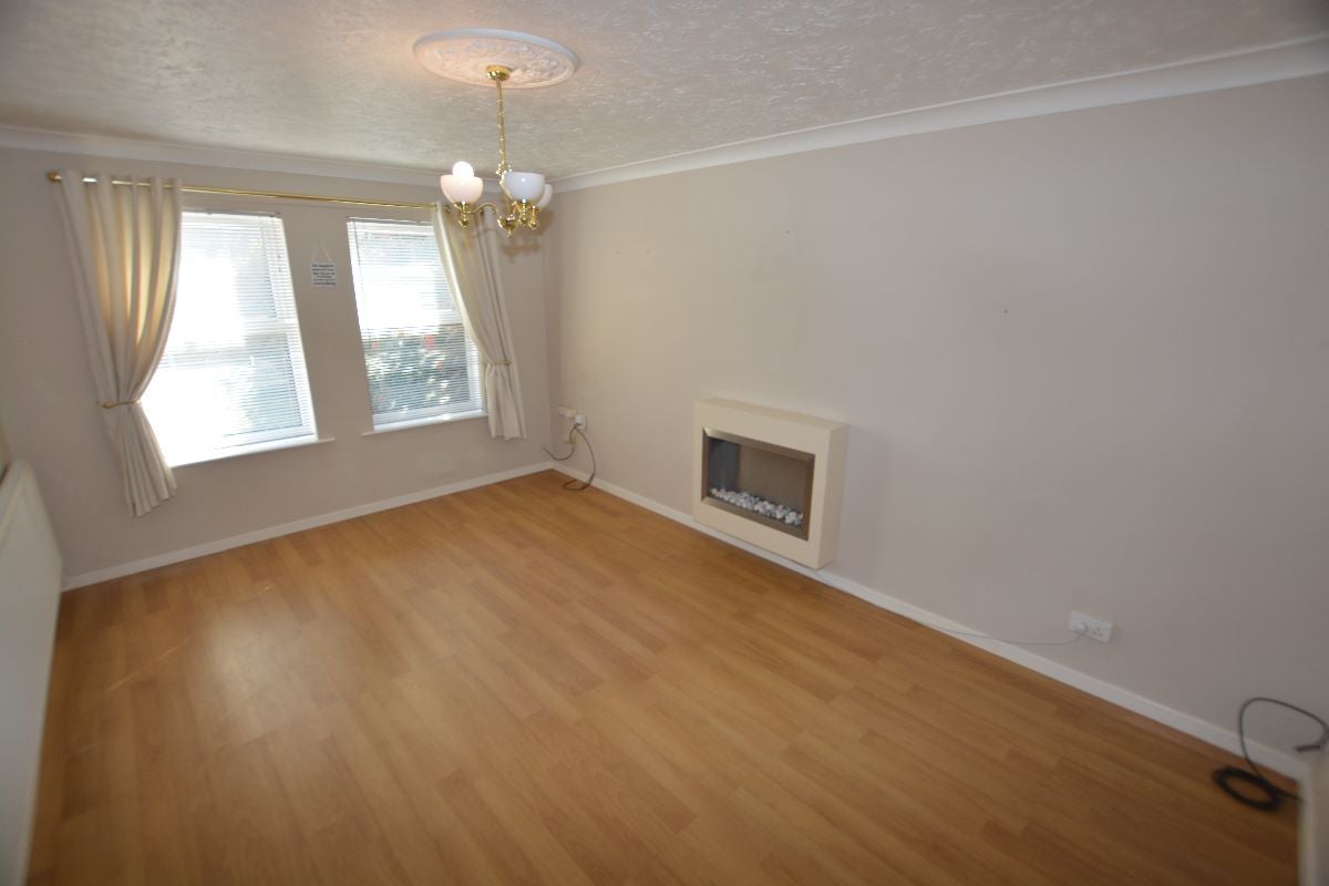 House Airedale in Bassetlaw
