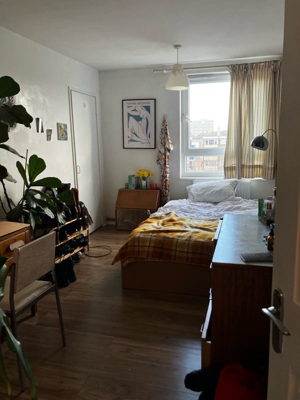 Room Purcell Street in Greater London