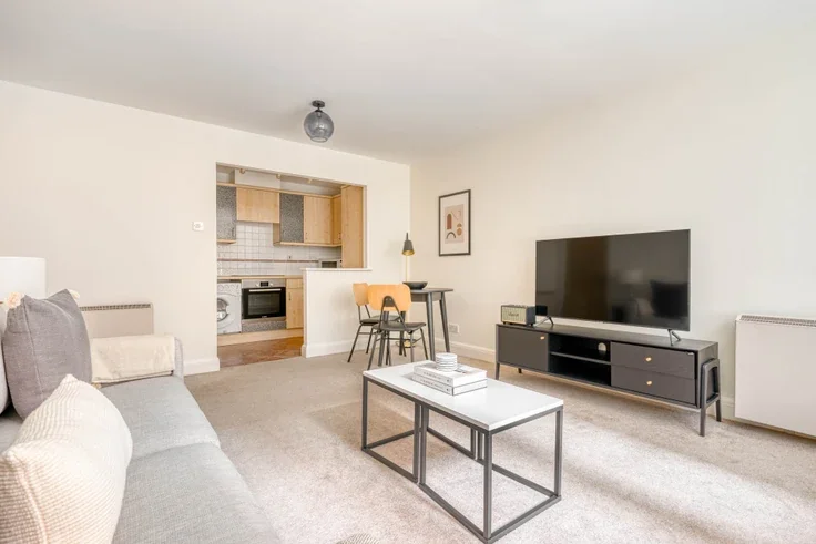 Flat Bartholomew Close in City of London