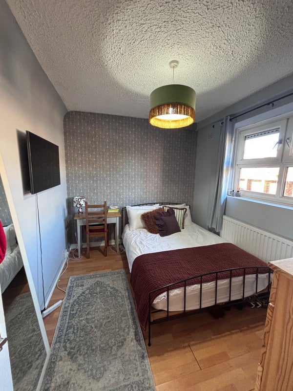 Room Blore Close in Greater London