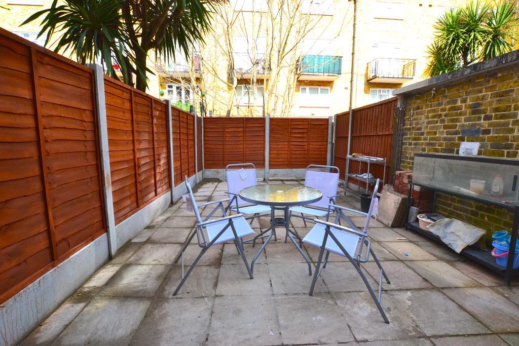 Room Elizabeth Close in Greater London