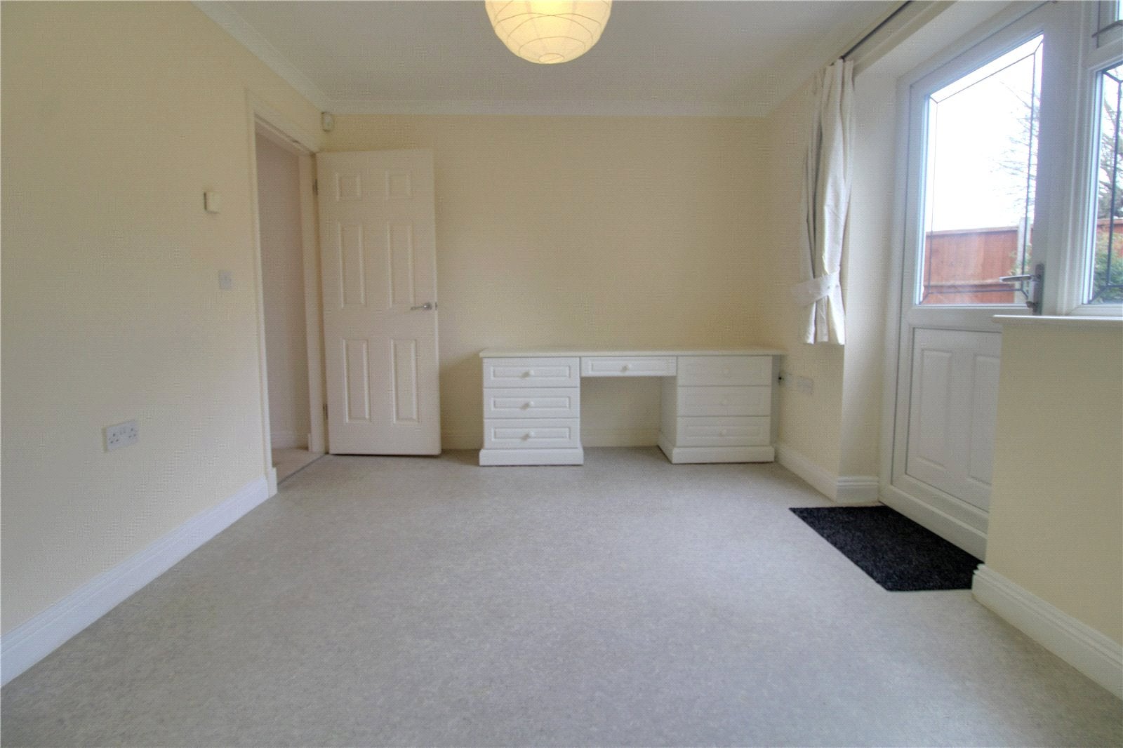 Flat Fosters Lane in Reading
