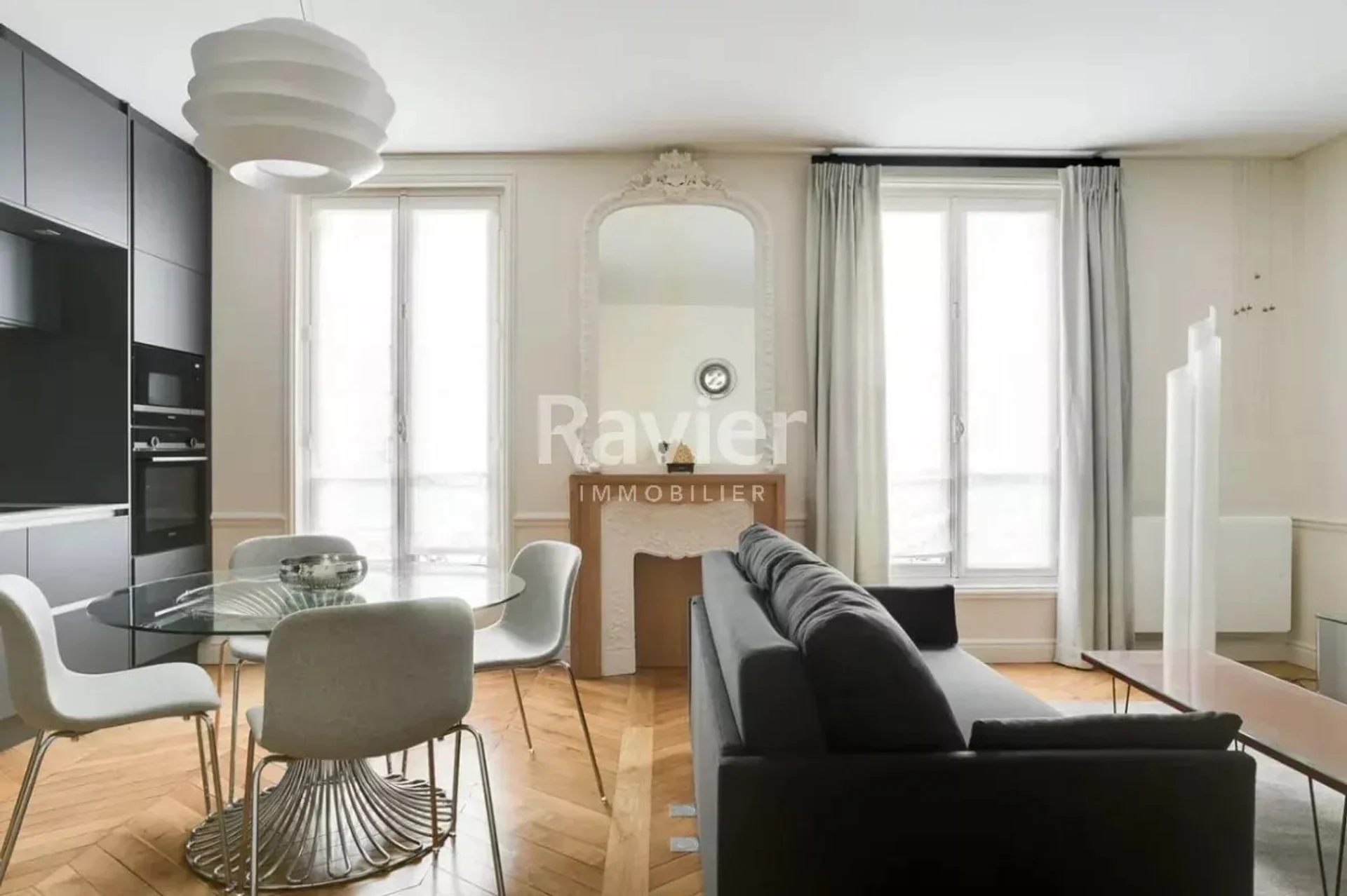 Flat Rue des Renaudes in Paris