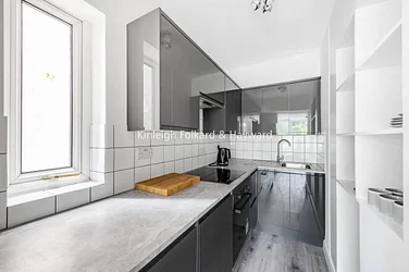 Flat Beaumont Walk in Greater London
