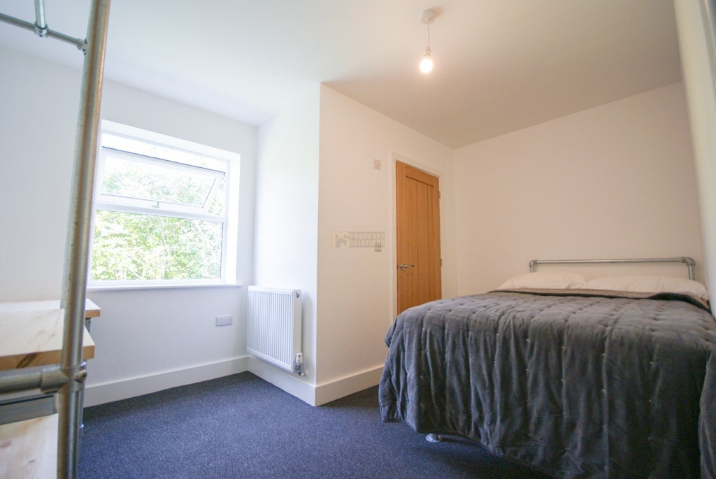 Room Bristol Road in Birmingham