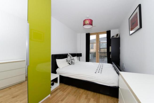 Flat Holloway Road in Greater London