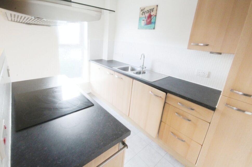 Flat Roundhaven in Durham