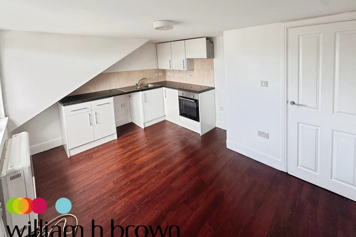 Flat Carnarvon Road in Clacton-on-Sea