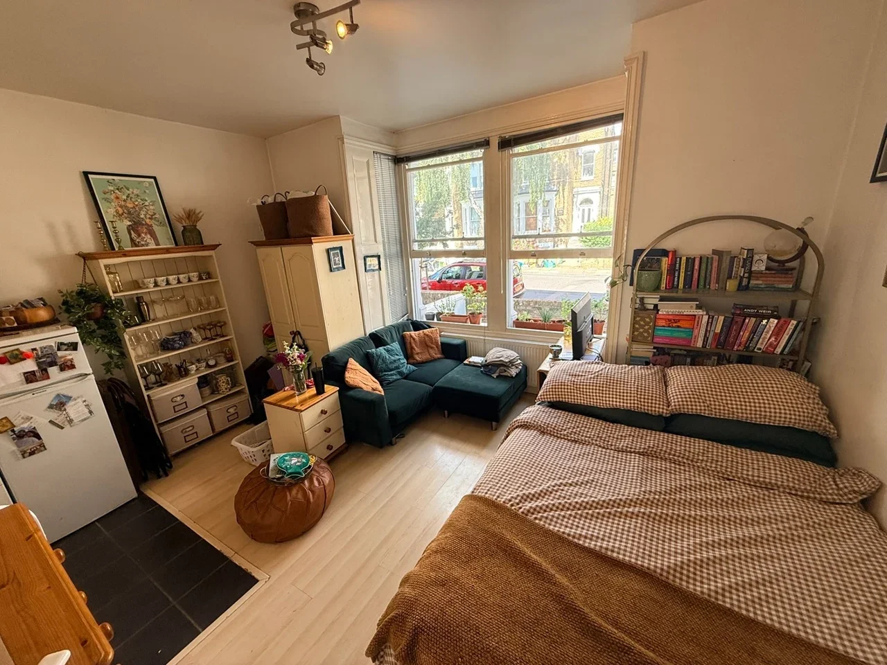 Flat Lady Margaret Road in Greater London