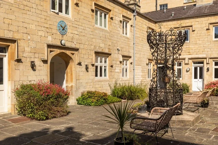 Flat Bilbury Lane in Bath