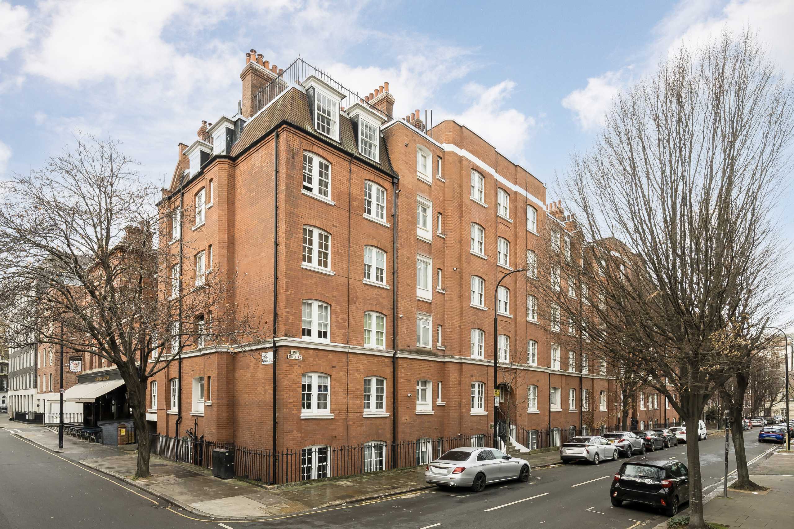 Flat Thanet Street in Greater London