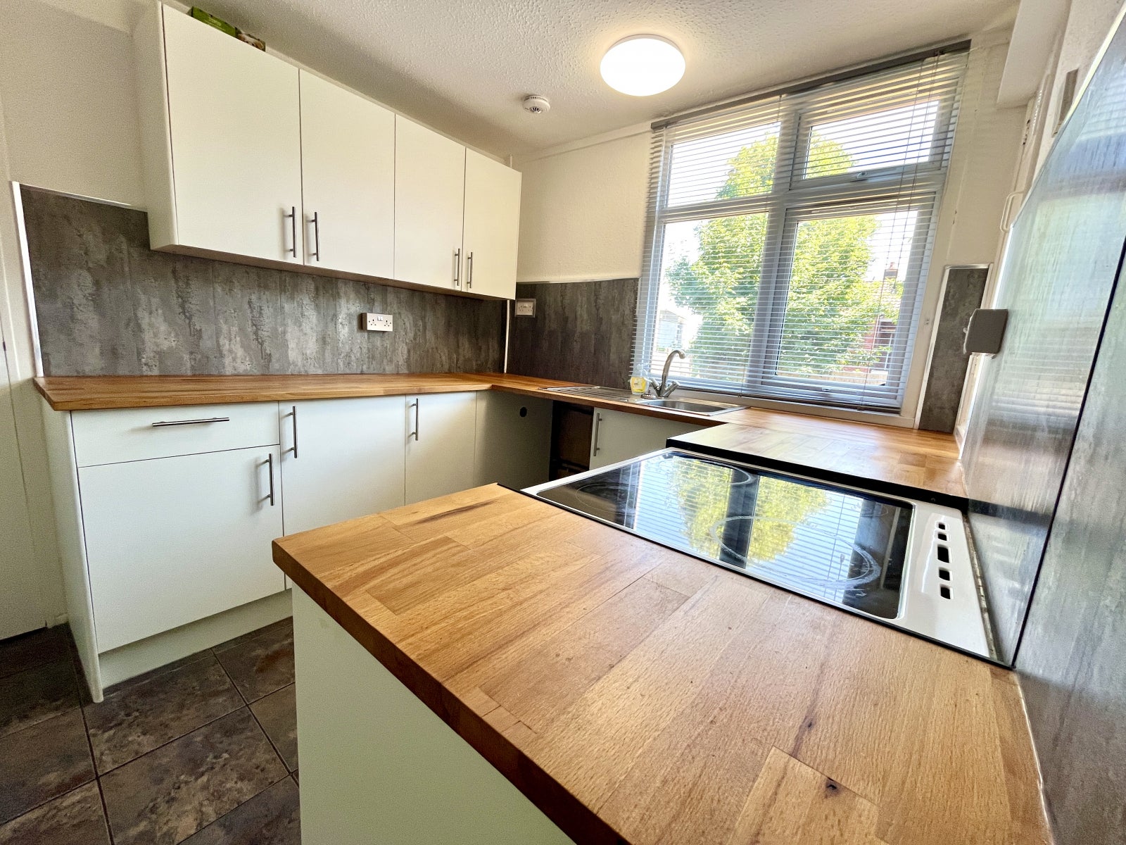 Flat Wordsworth Close in Sandwell