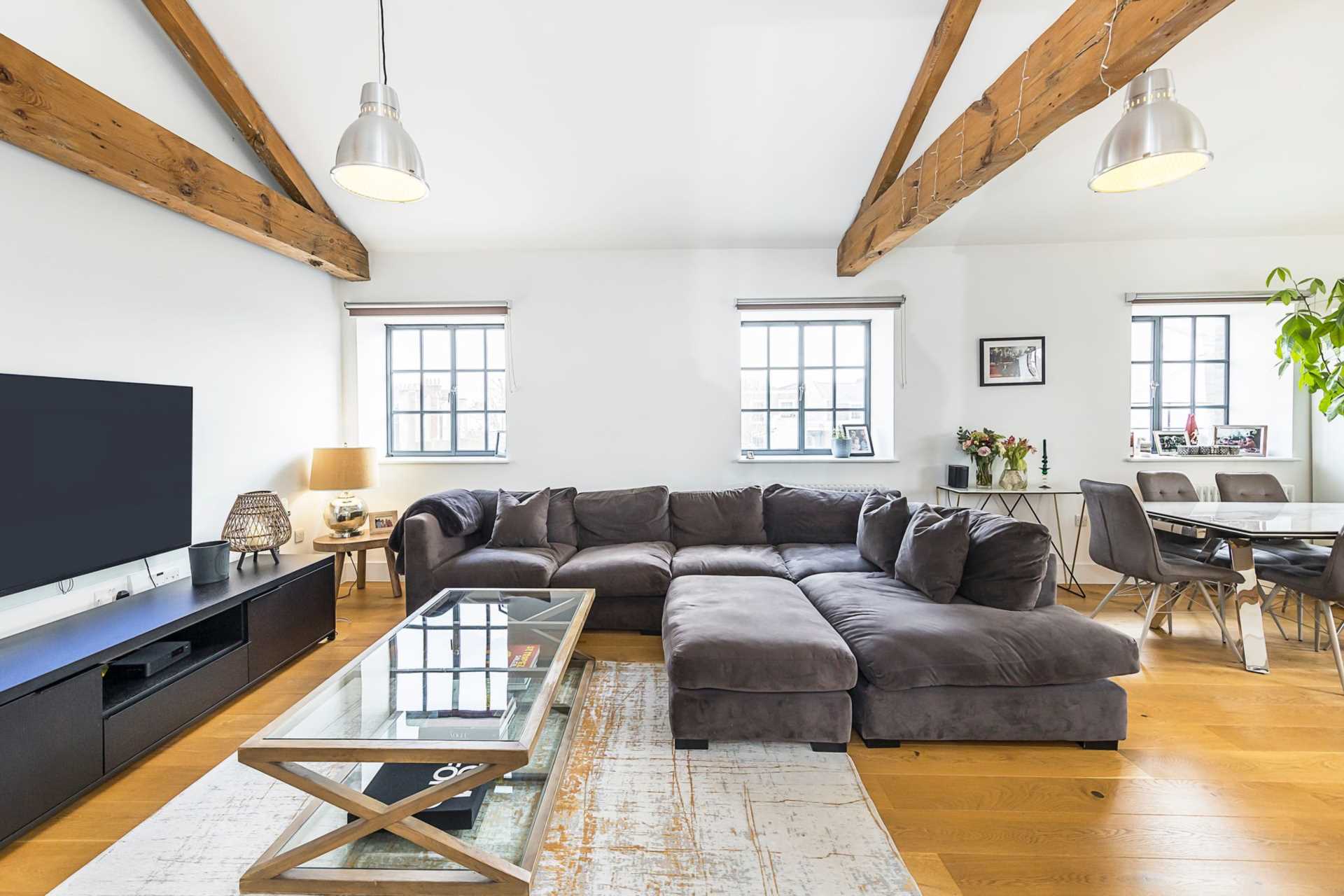 Flat Cloudesley Street in Greater London