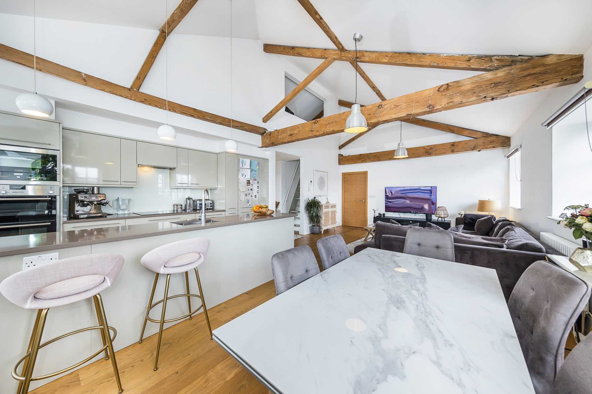 Flat Cloudesley Street in Greater London
