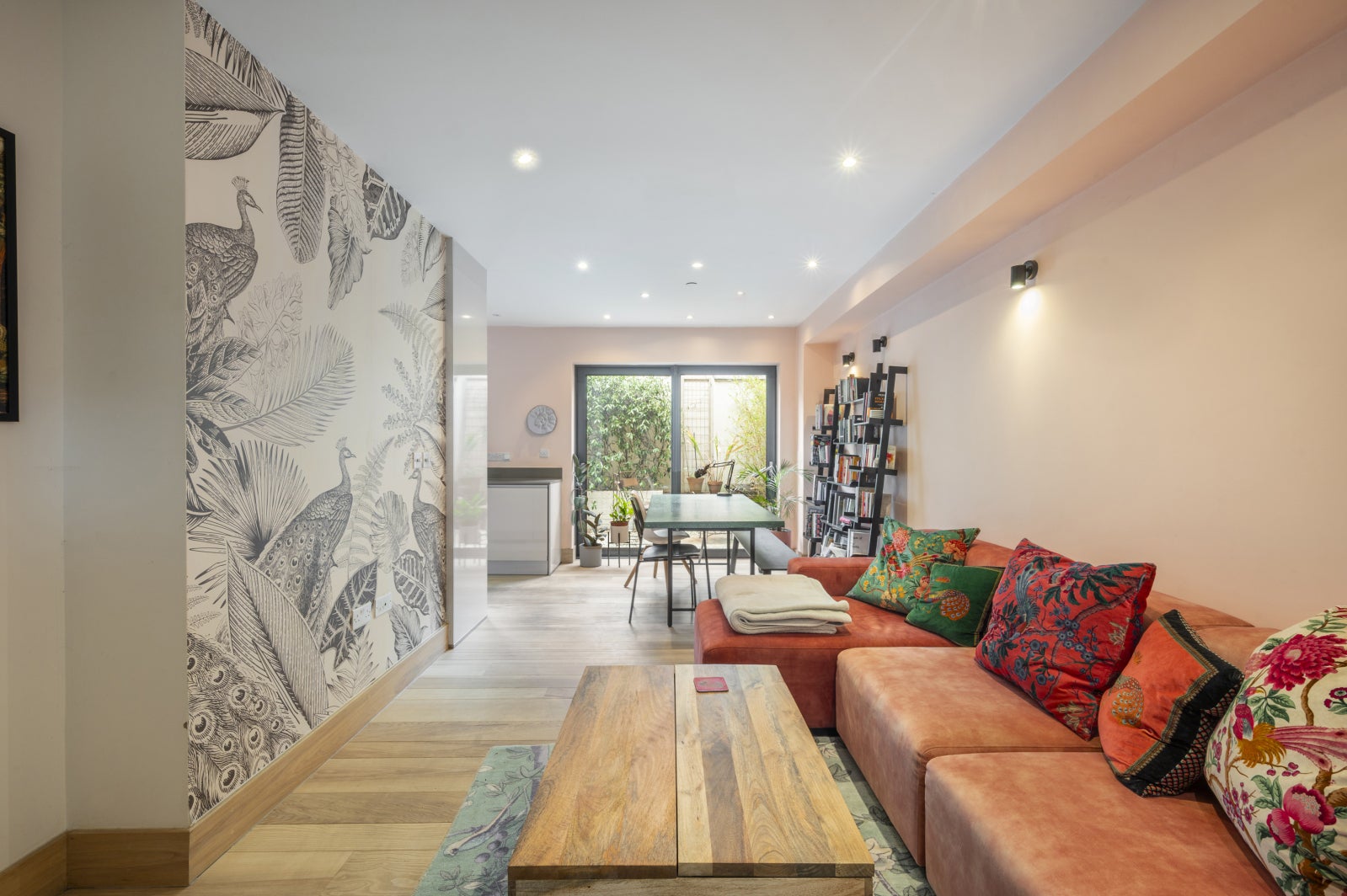 House Crayford Road in Greater London