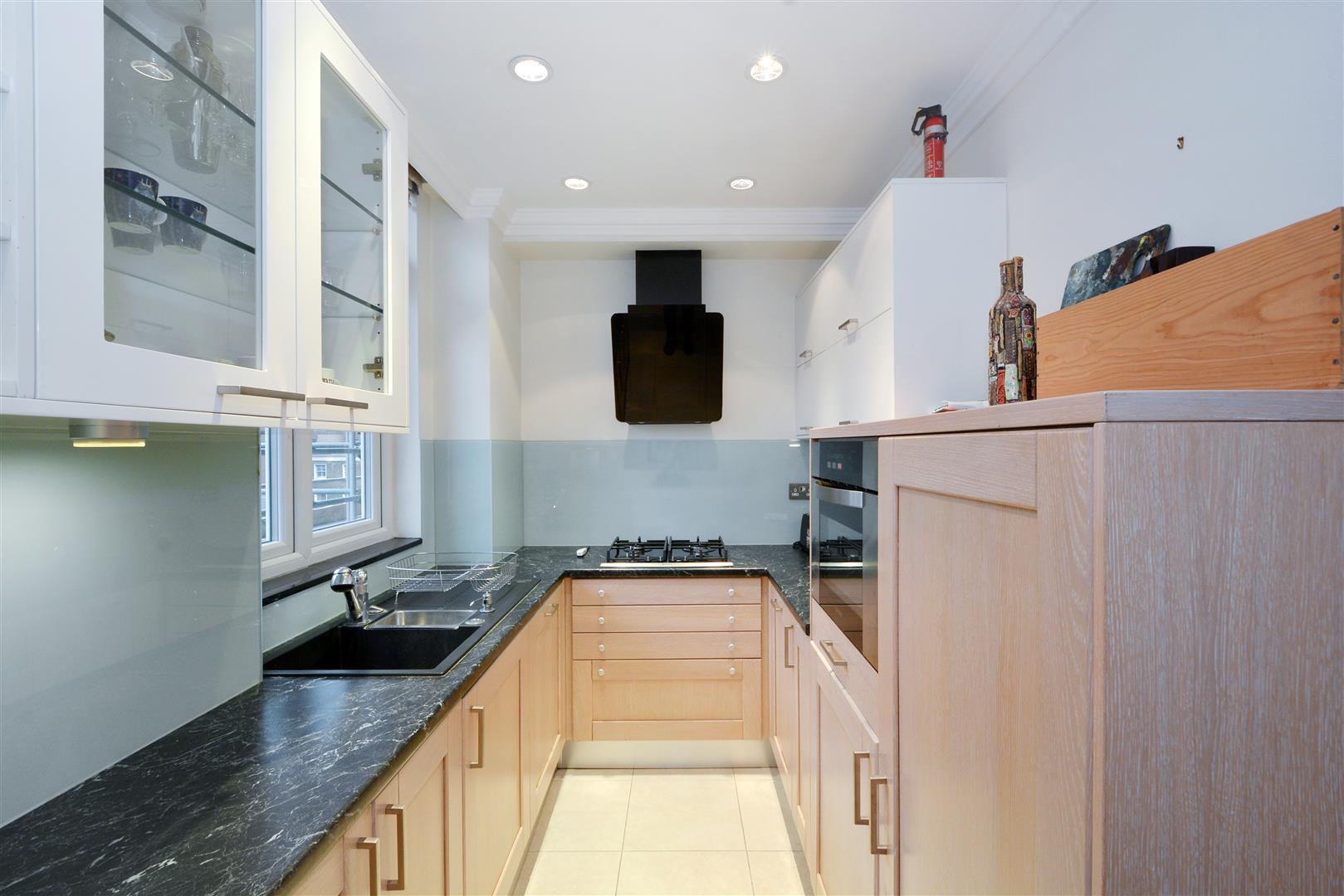 Flat Montagu Mansions in London