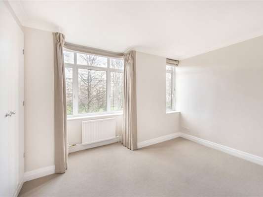 Flat Sloane Street in Greater London