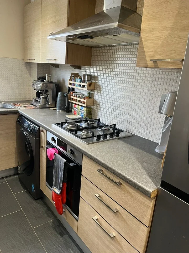 Flat Crofton Avenue in Greater London