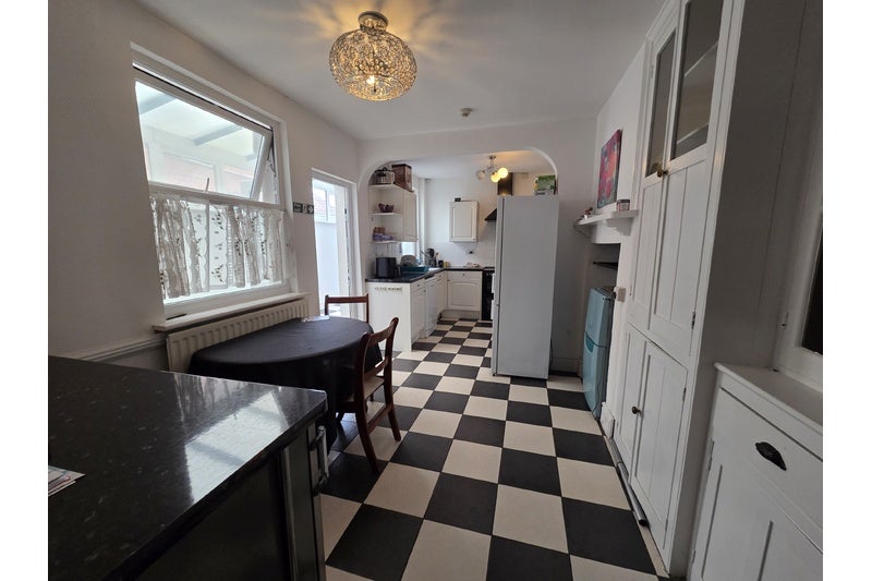 Room Wembdon Road in Bridgwater