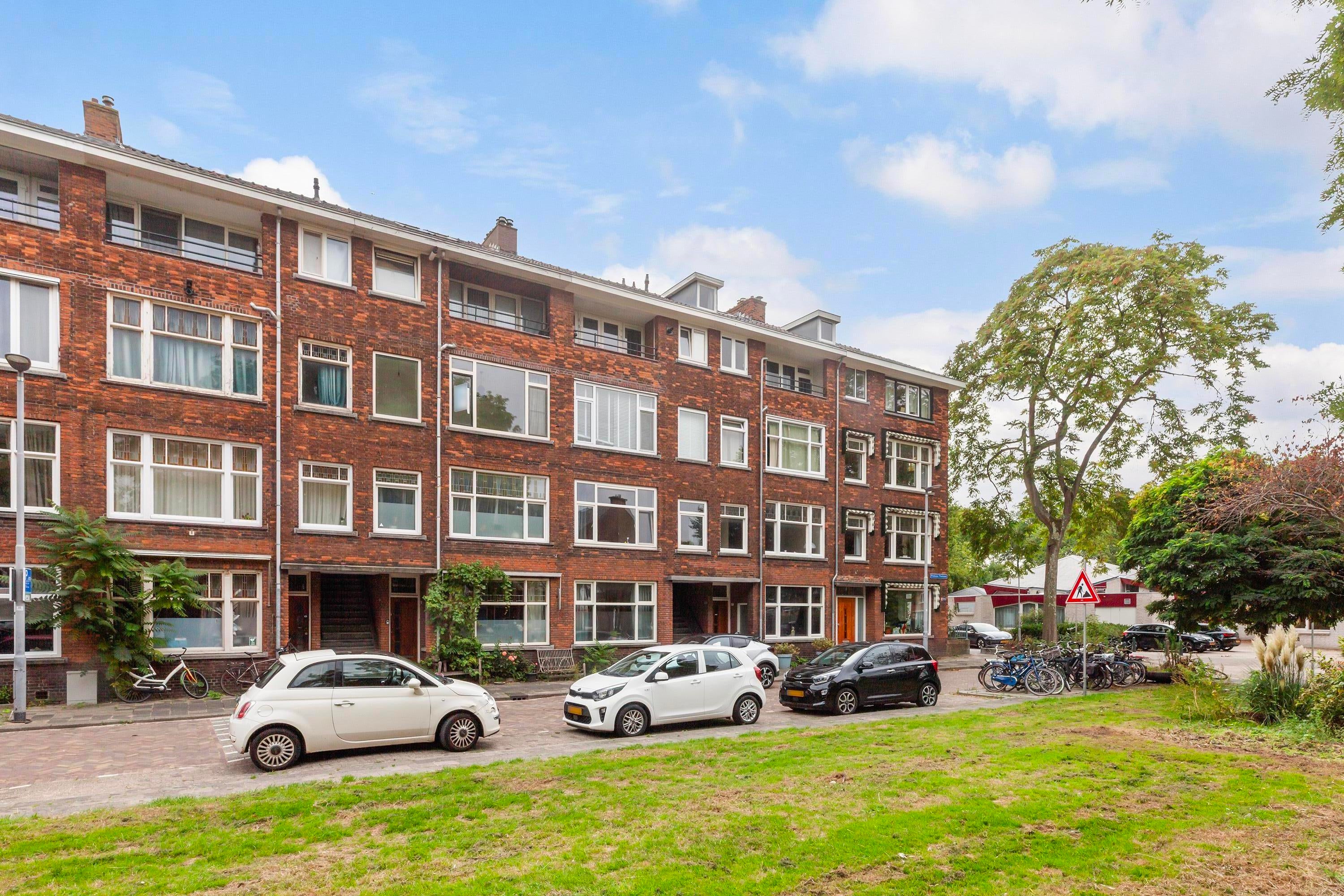 Appartement Professor Poelslaan 64 A in Rotterdam