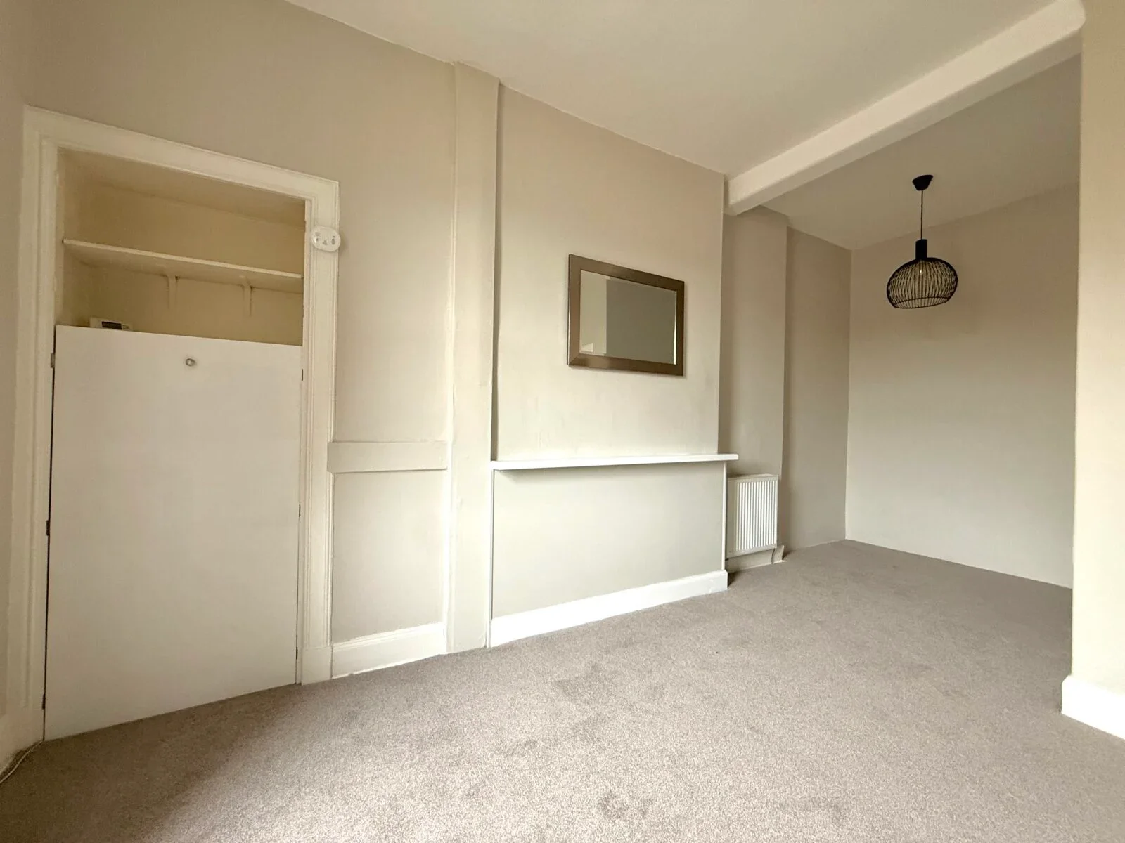 Flat Robertson Avenue in City of Edinburgh