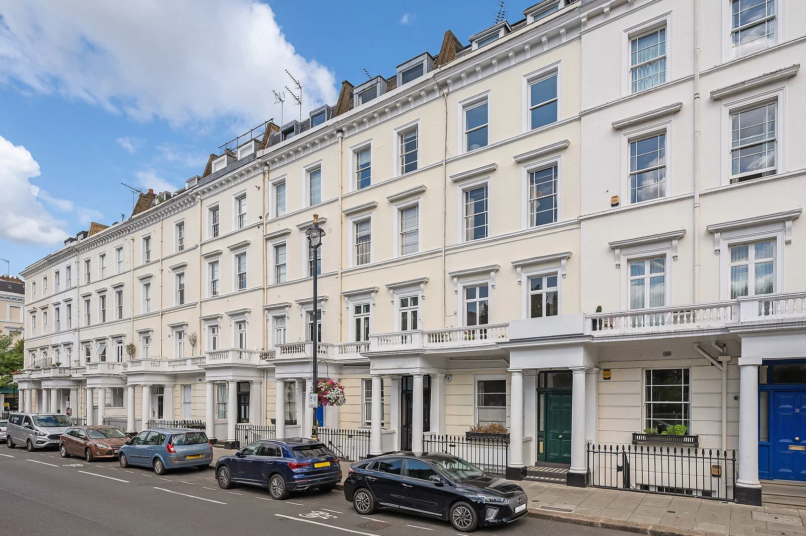 Flat Lupus Street in London