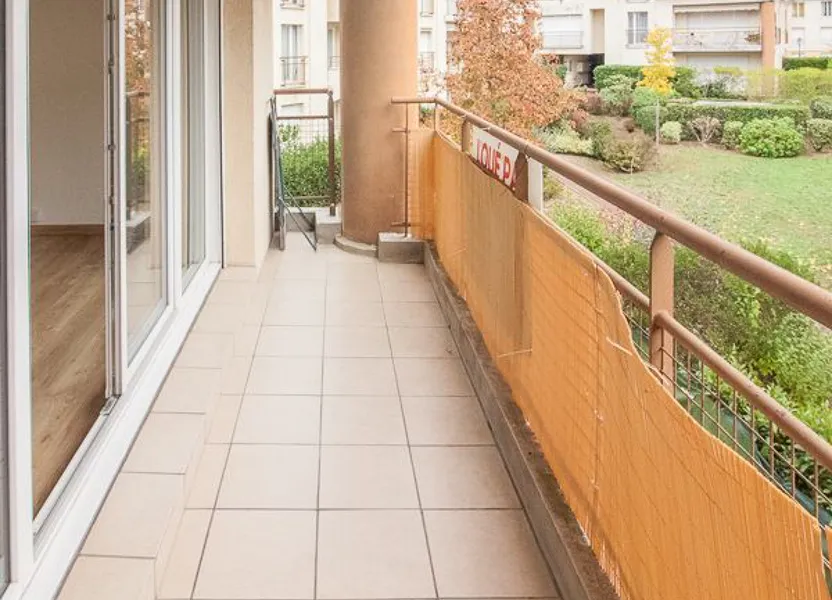 Flat Avenue de Boissy-l'Aillerie in Osny