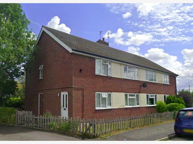 Flat Plealey Lane in Annscroft