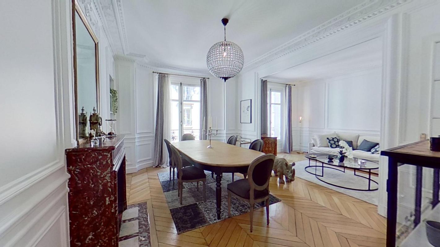 Appartement Avenue de Versailles à Paris