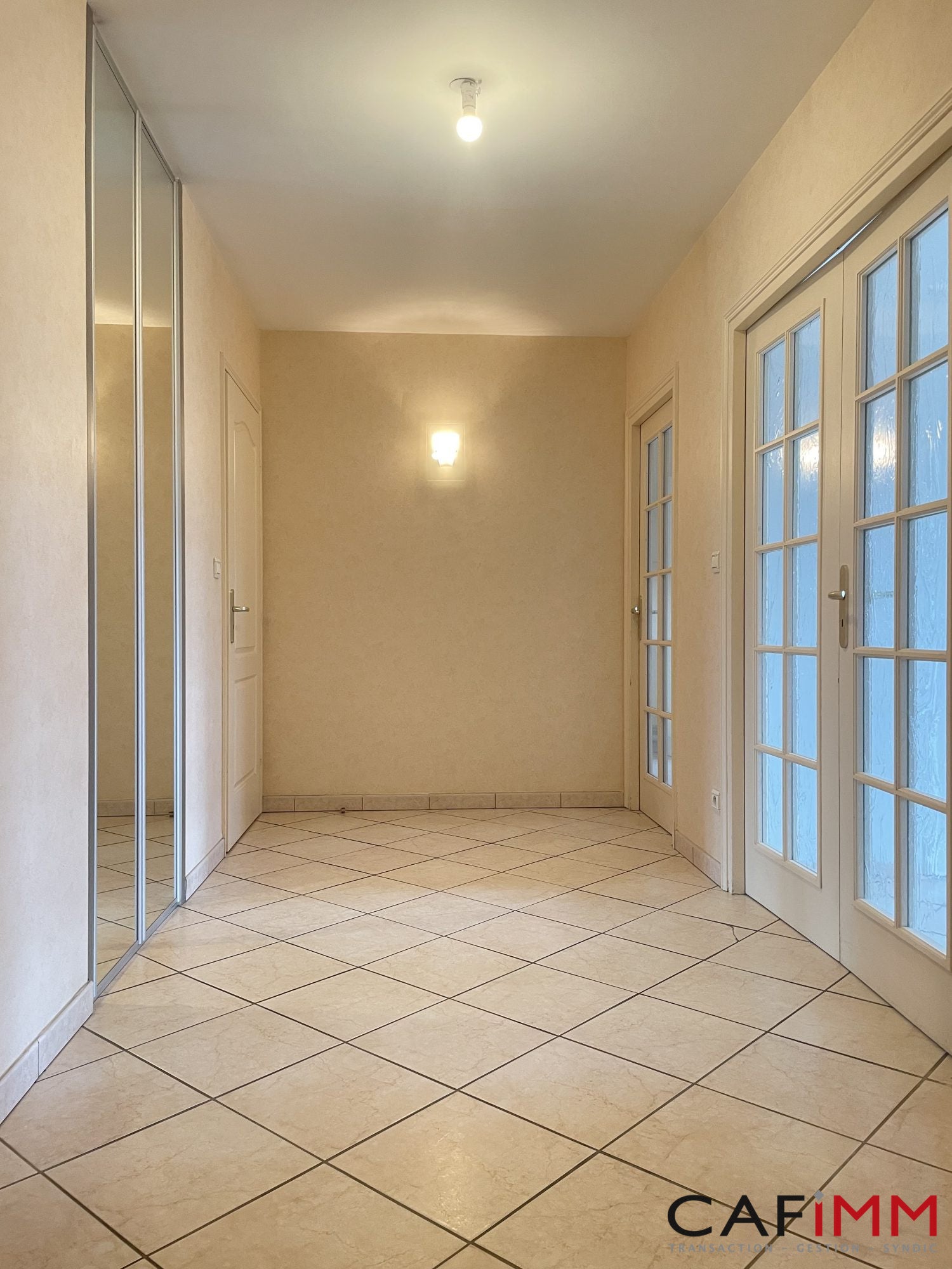 Flat Rue de la Rivoire in Bourgoin-Jallieu