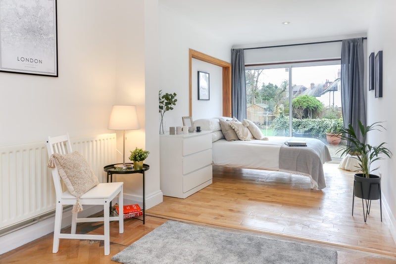 Room Denmark Hill in Greater London